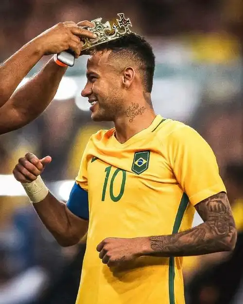 孙兴慜的影 孙兴慜的影