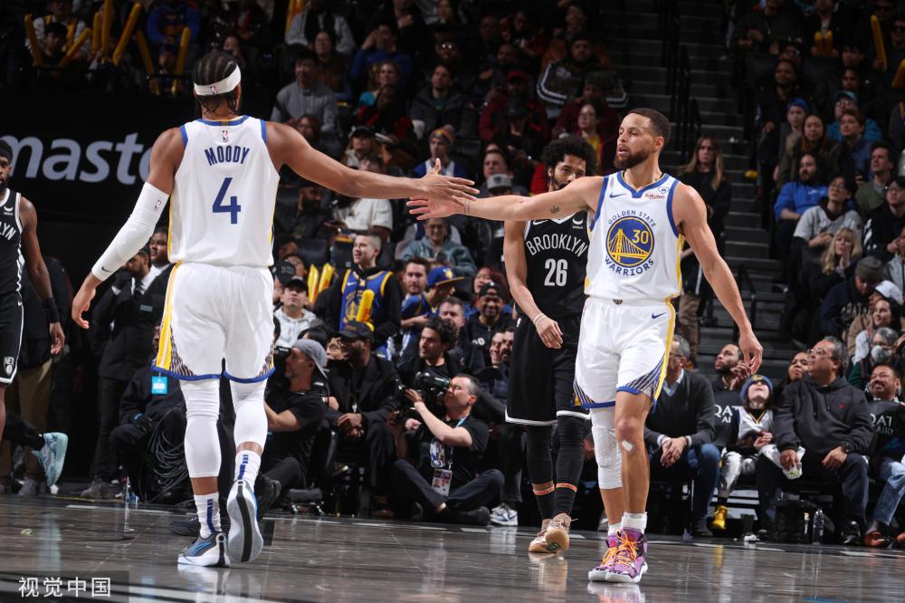 在现代足球 在现代足球