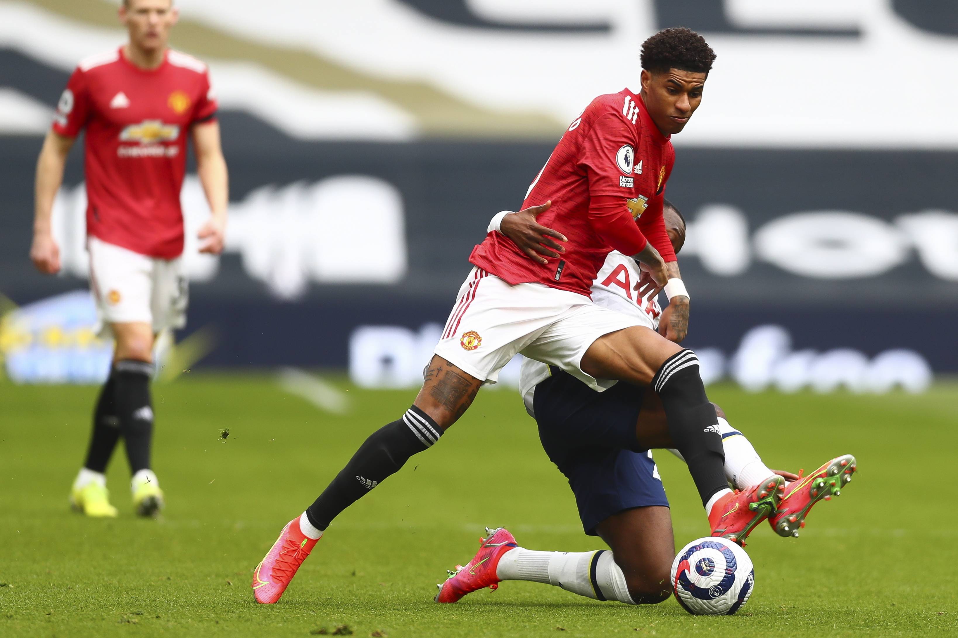 在激烈的比 在激烈的比